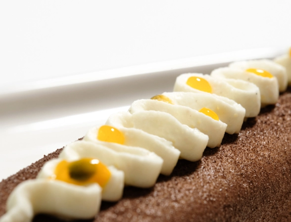 Entremet passion-gianduja