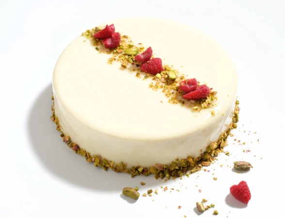 entremet vanille-framboise-pistache